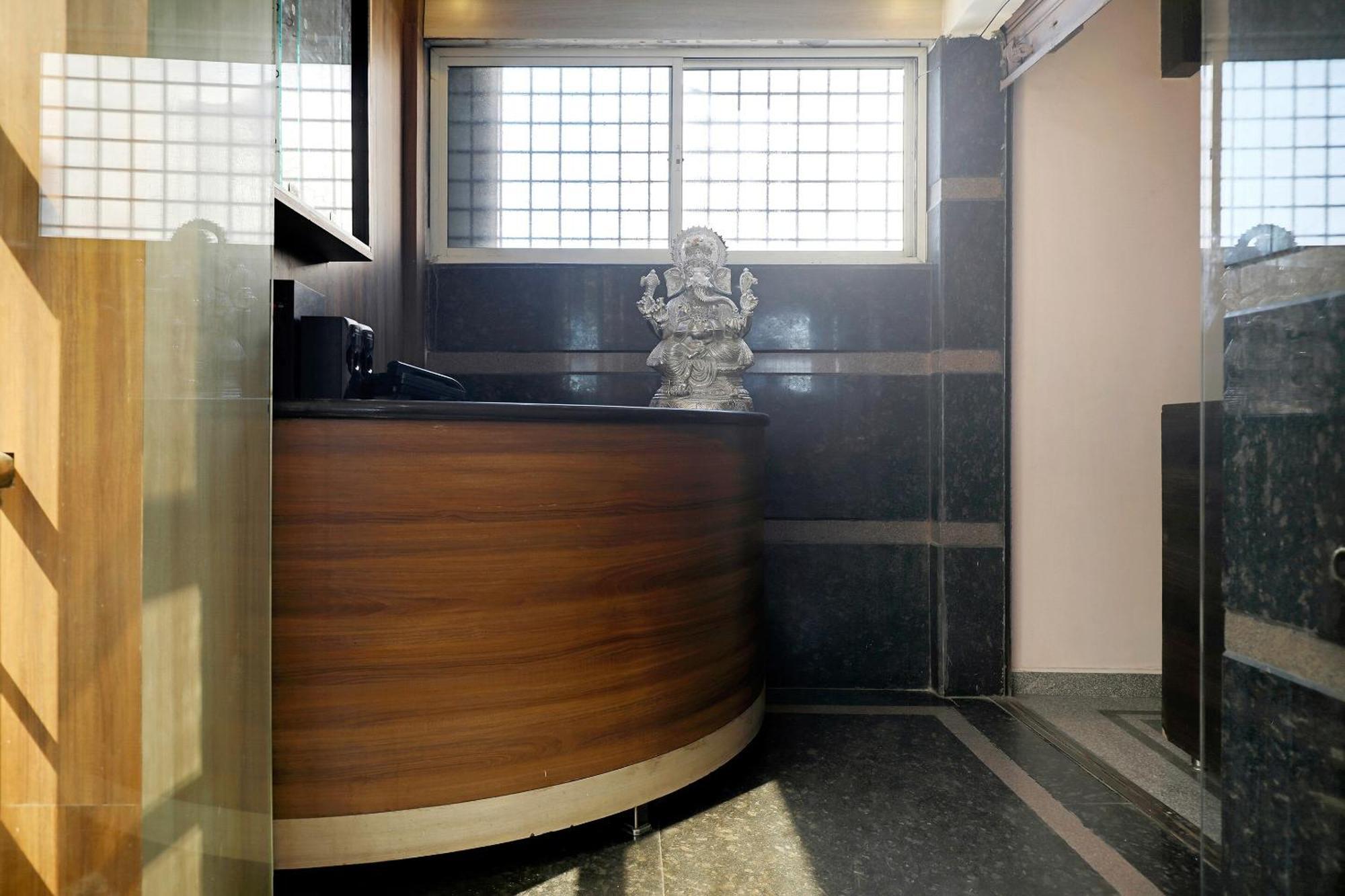 Oyo29293阿迪迪舒适酒店 班加罗尔 外观 照片